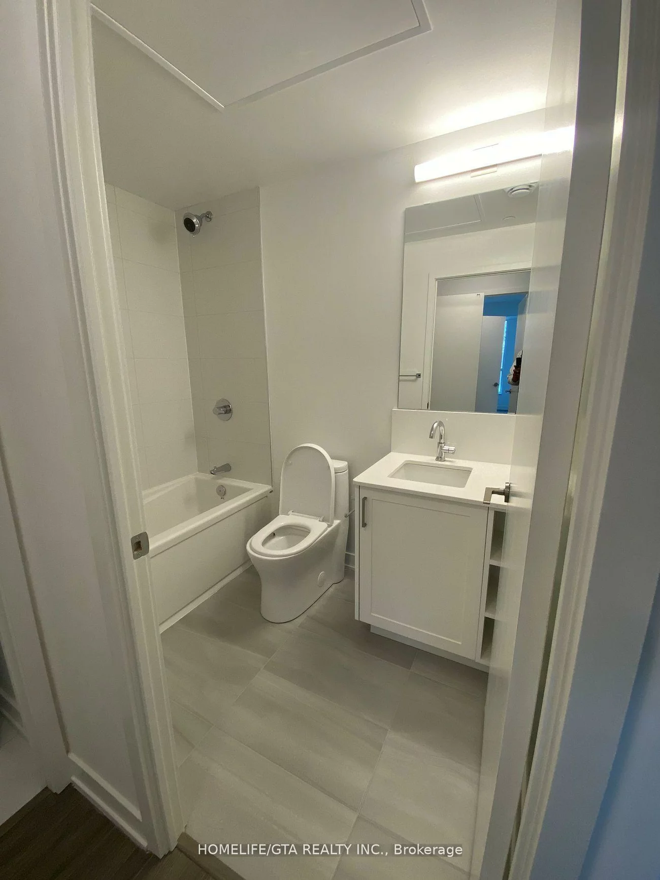 681, Yonge, Painswick South, Barrie