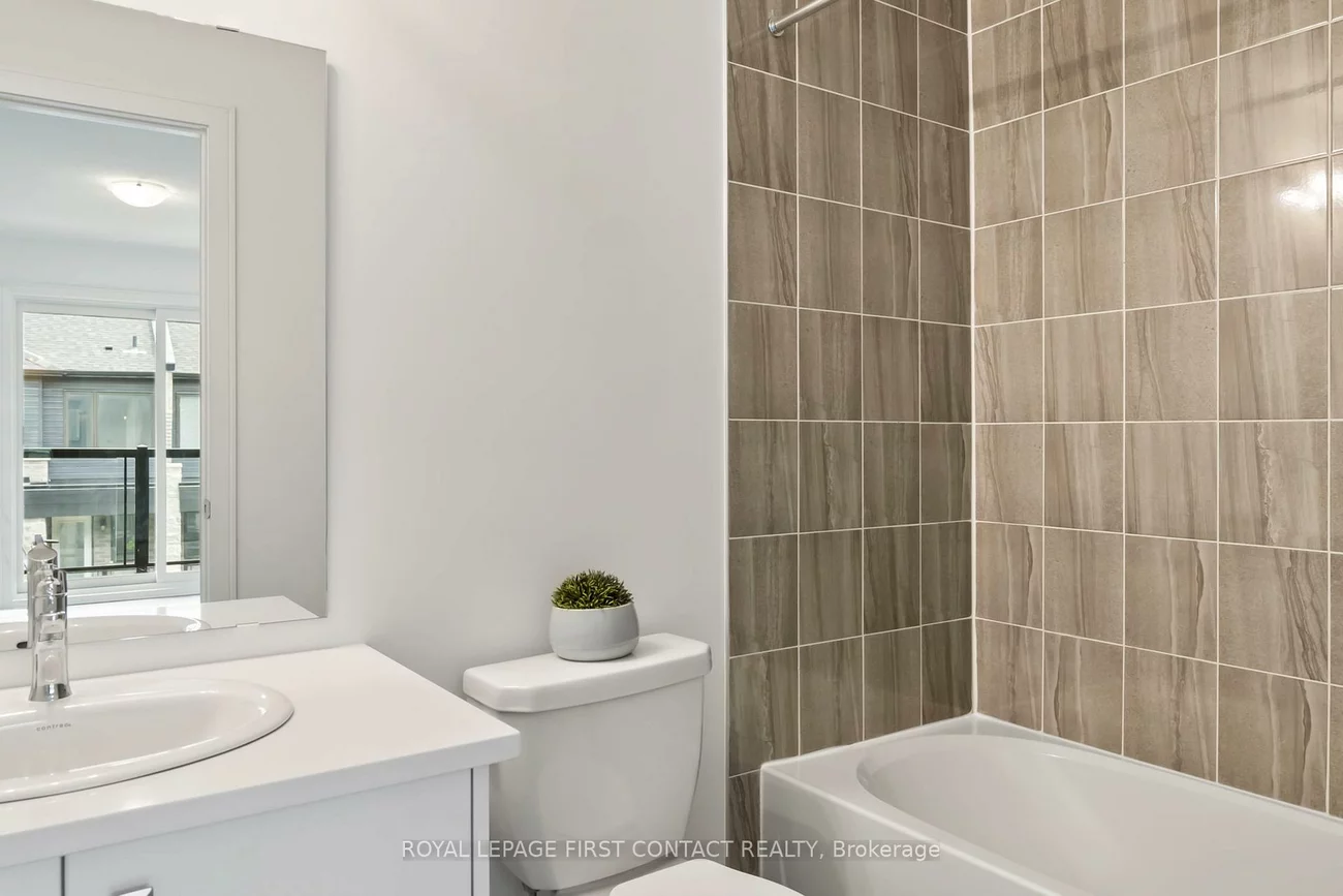 66, Appletree, Innis-Shore, Barrie