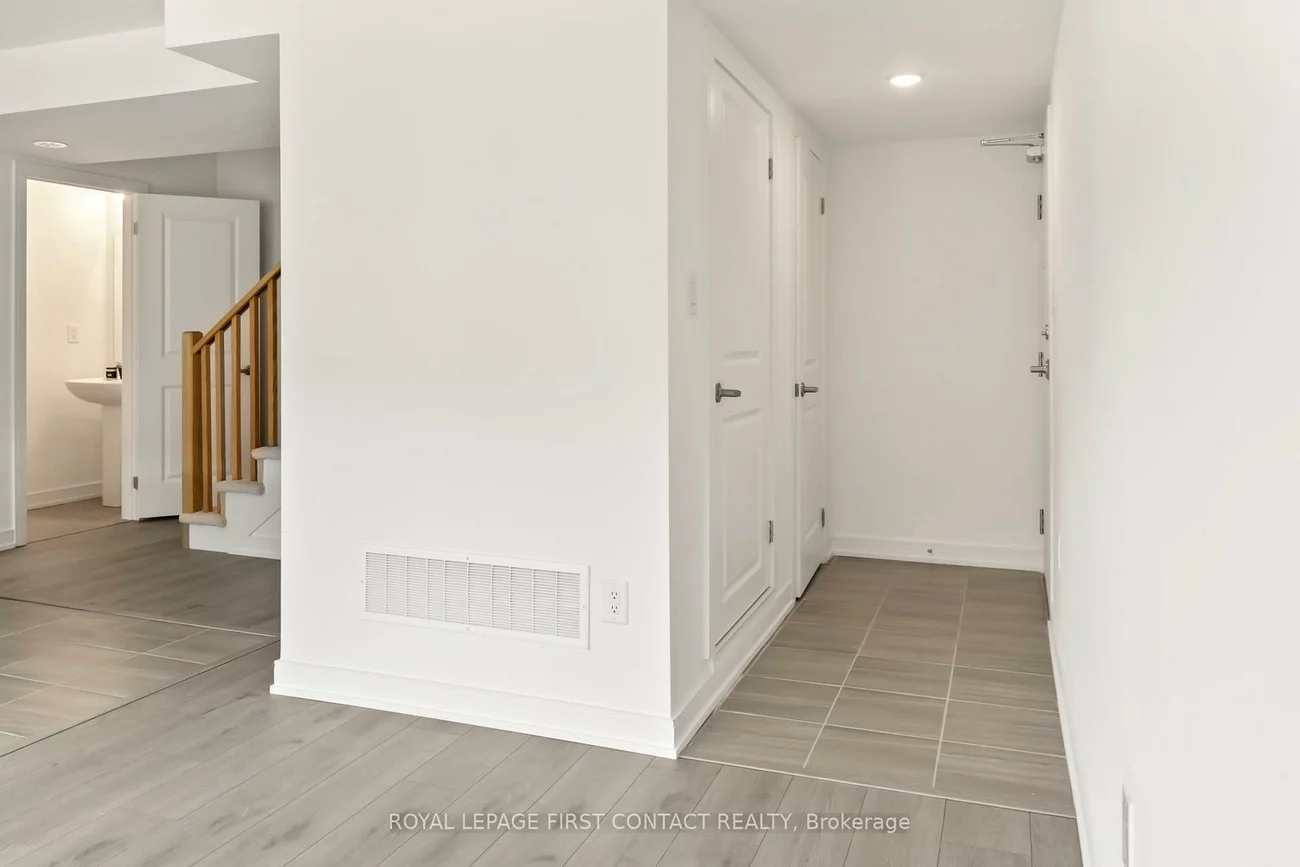 66, Appletree, Innis-Shore, Barrie