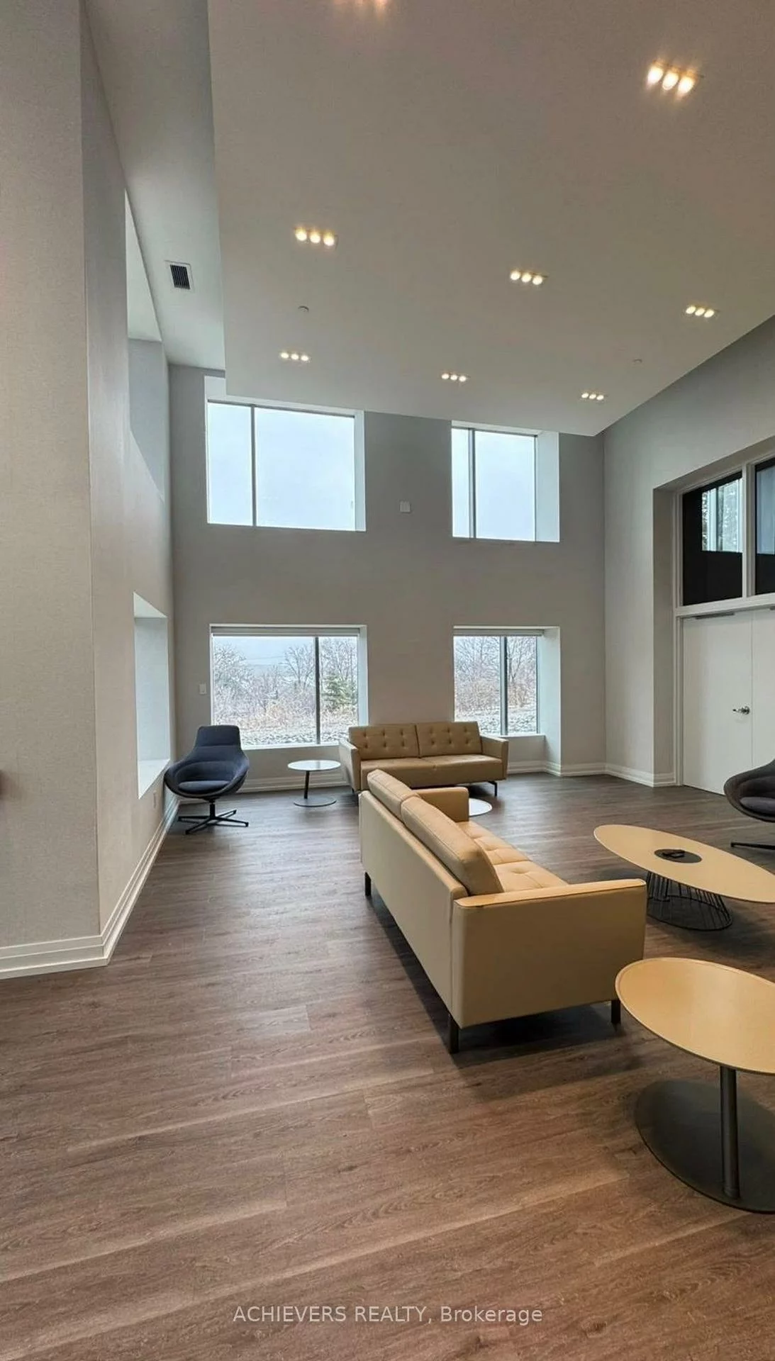 56, LAKESIDE TERRACE, Little Lake, Barrie