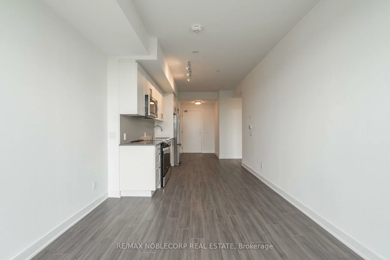 681, Yonge, Painswick South, Barrie