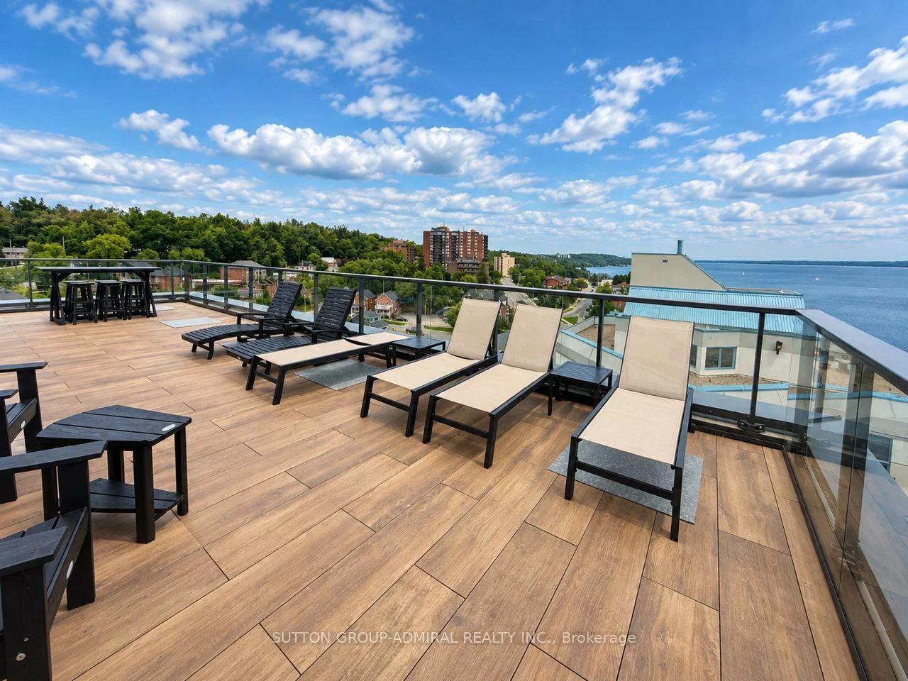 185, Dunlop, Lakeshore, Barrie