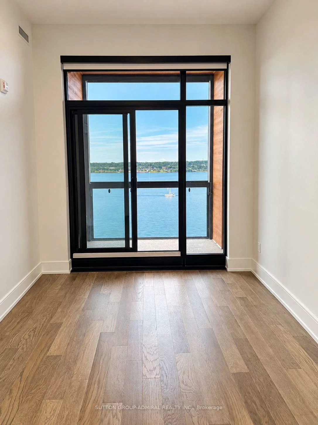 185, Dunlop, Lakeshore, Barrie
