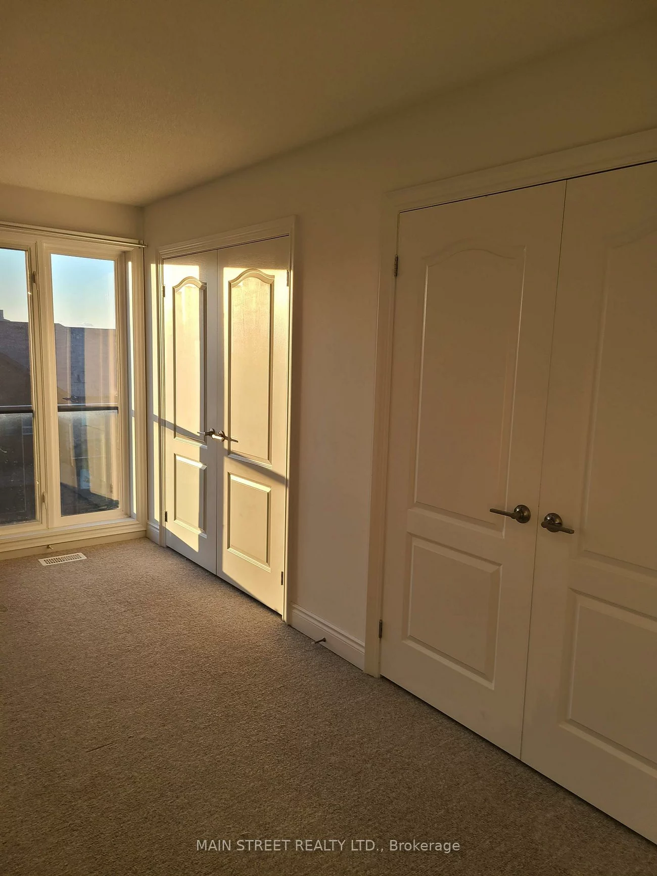 35, Madelaine, Painswick South, Barrie