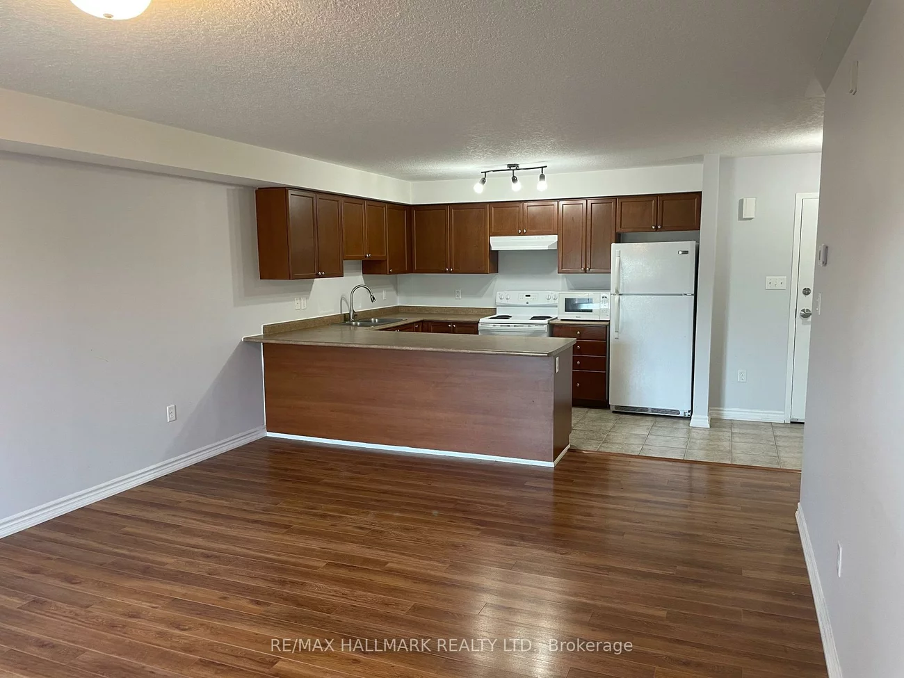 41, Coulter, Sunnidale, Barrie