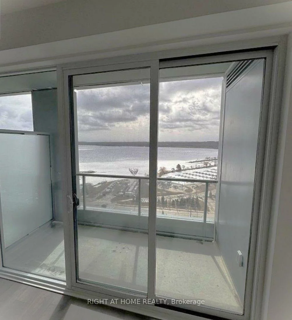 39, Mary, Lakeshore, Barrie