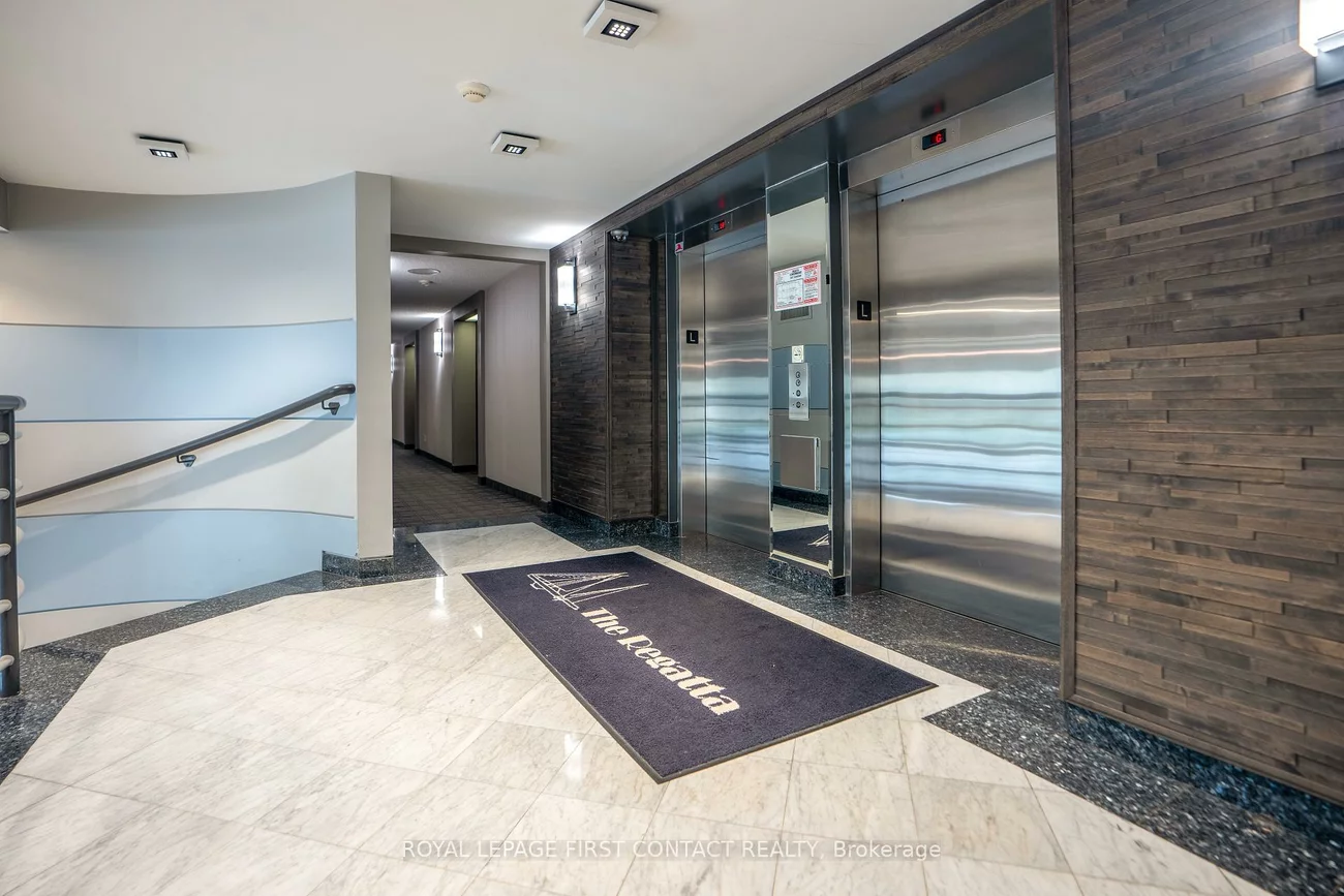 75, Ellen, City Centre, Barrie