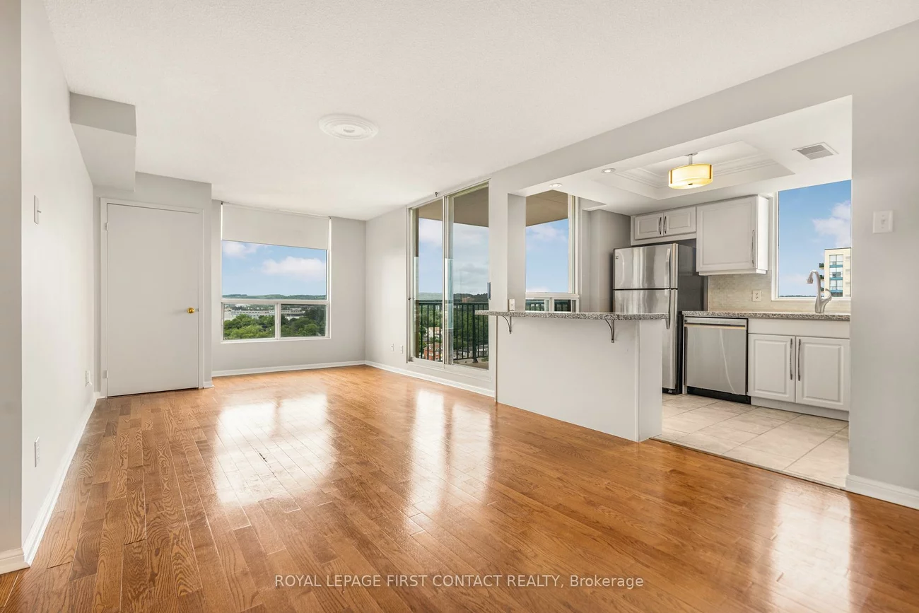 75, Ellen, City Centre, Barrie
