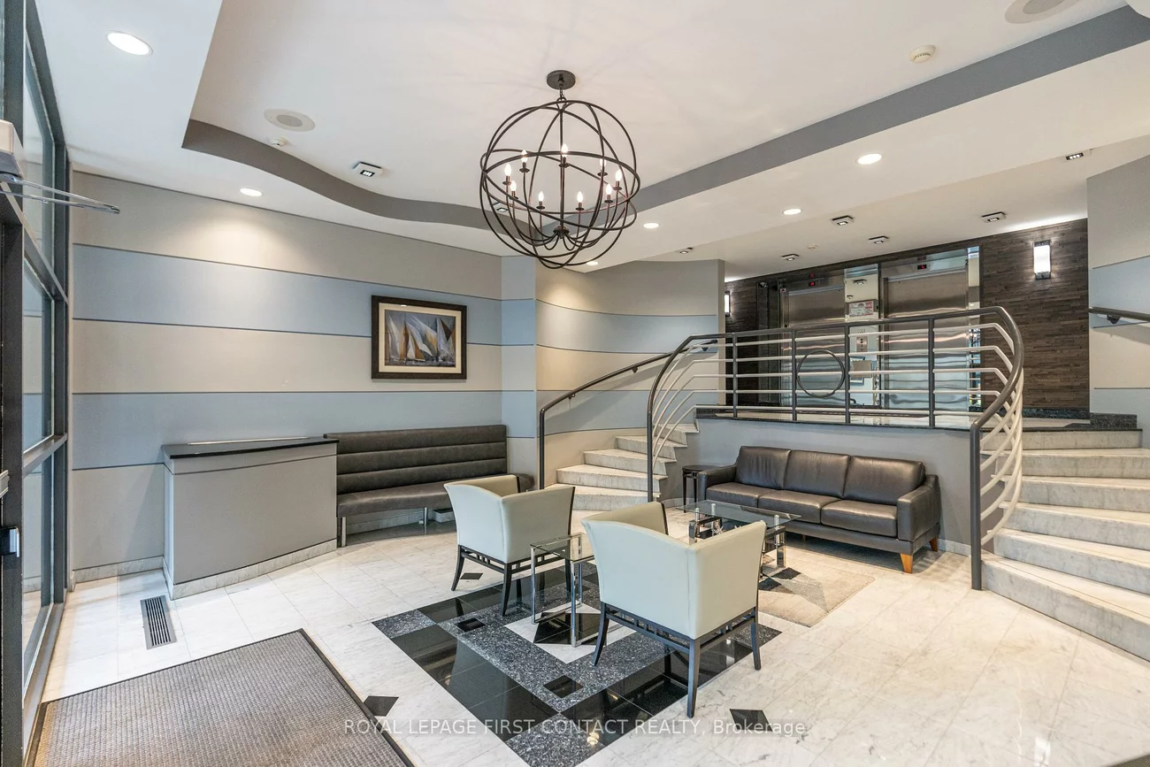 75, Ellen, City Centre, Barrie