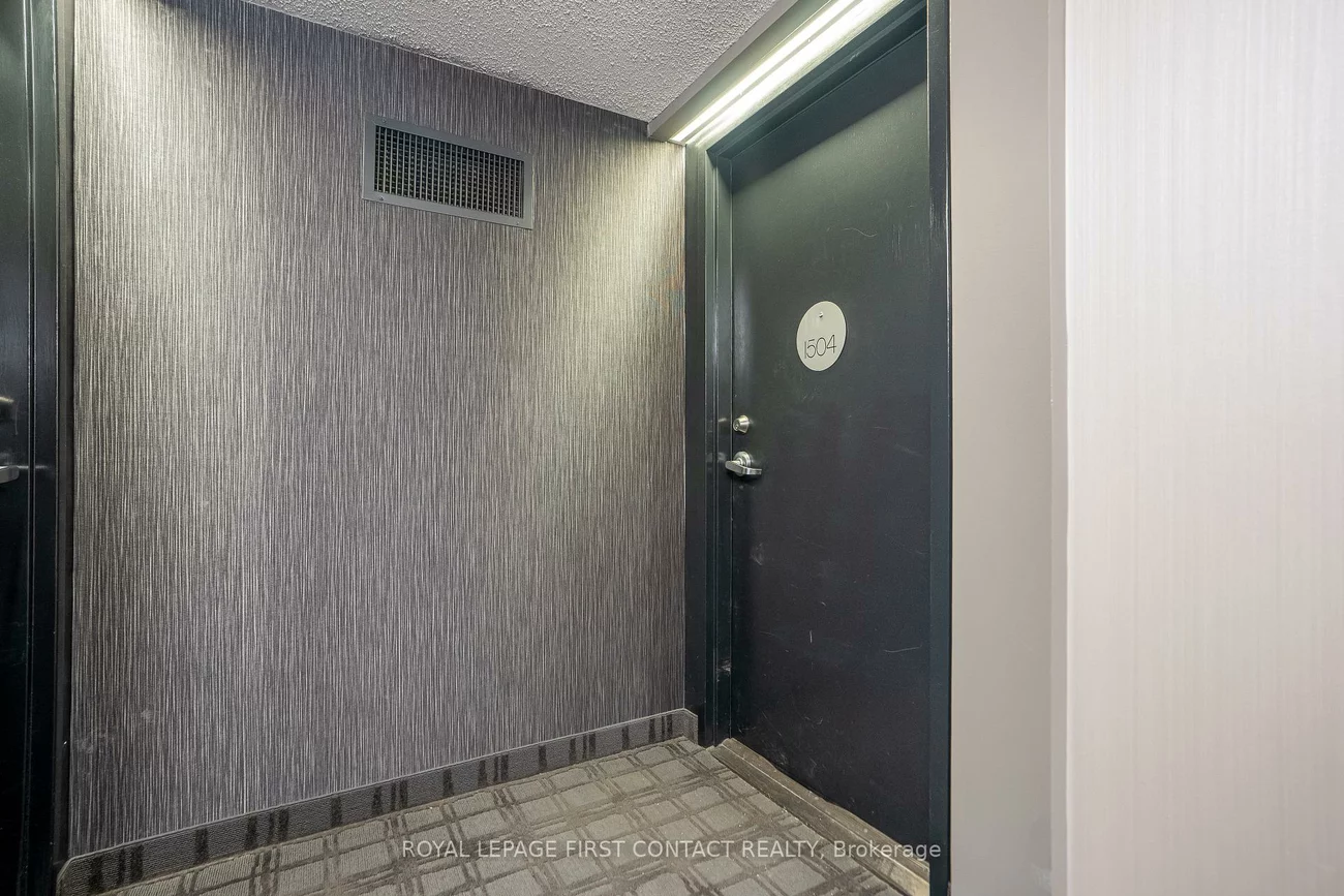 75, Ellen, City Centre, Barrie