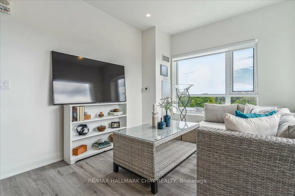 58, Lakeside, Little Lake, Barrie