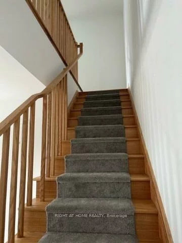 13, Magnolia, Innis-Shore, Barrie