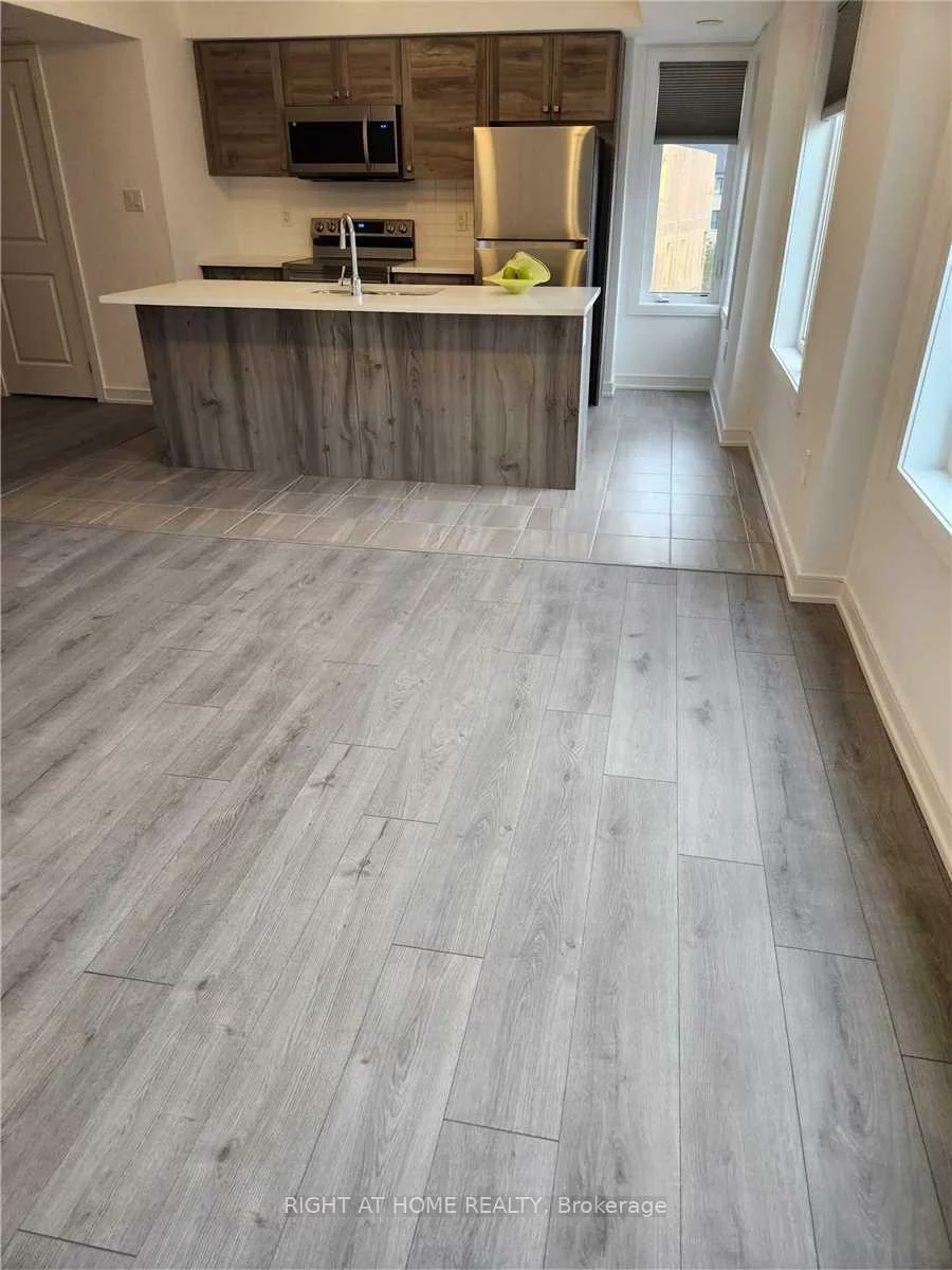 13, Magnolia, Innis-Shore, Barrie