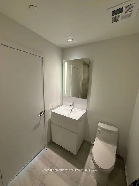 39, Mary, City Centre, Barrie