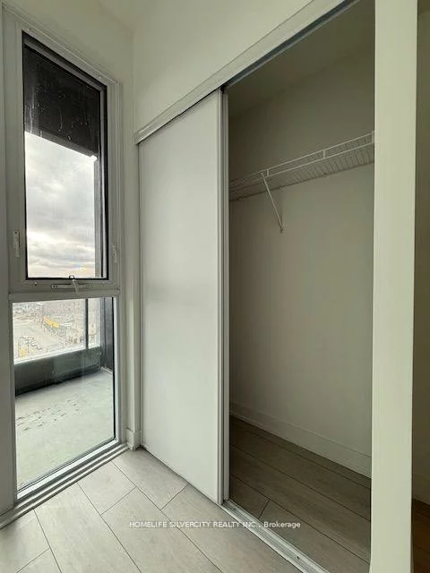 39, Mary, City Centre, Barrie