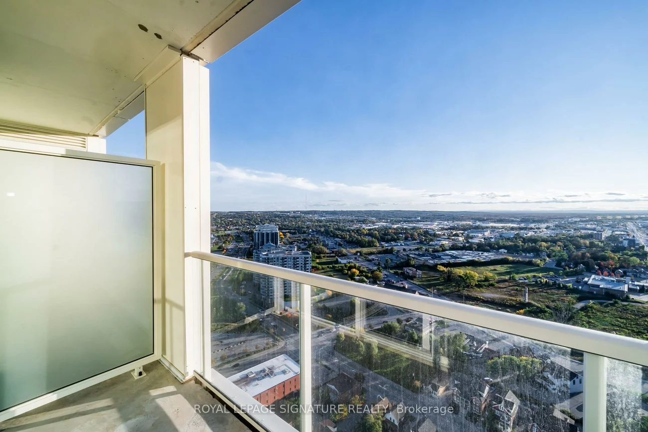 39, Mary, City Centre, Barrie