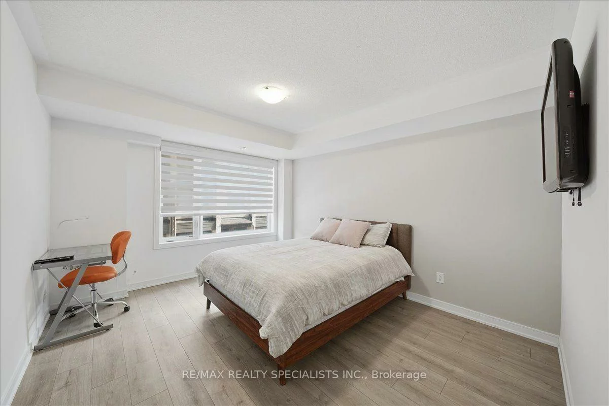 32, Magnolia, Innis-Shore, Barrie