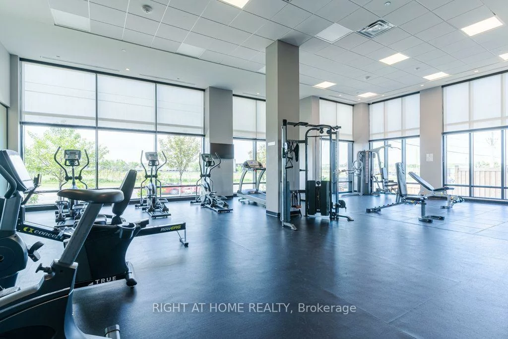 681, Yonge, Painswick South, Barrie