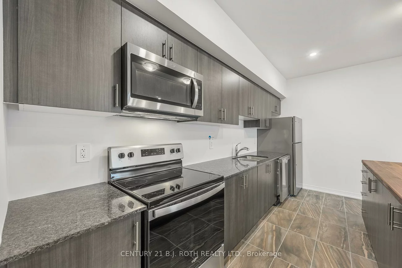 15, kneeshaw, Painswick South, Barrie
