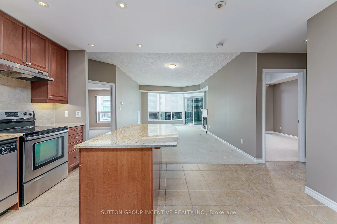 37, Ellen, Lakeshore, Barrie