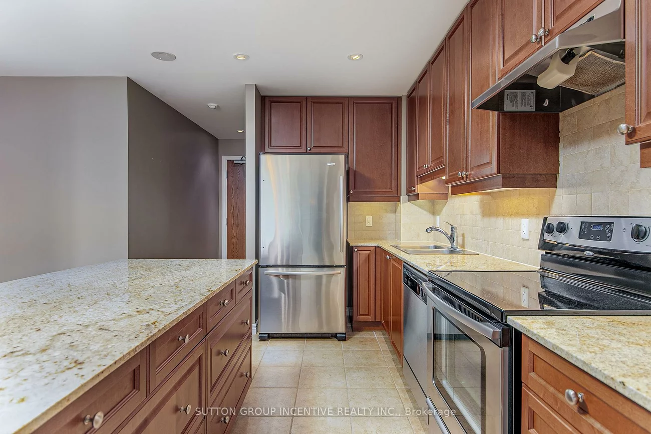 37, Ellen, Lakeshore, Barrie