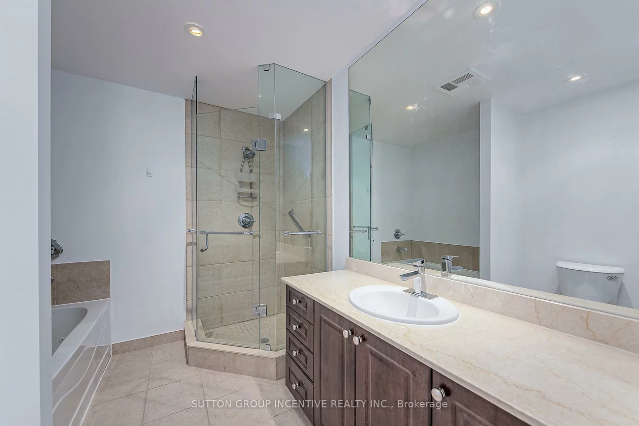 37, Ellen, Lakeshore, Barrie