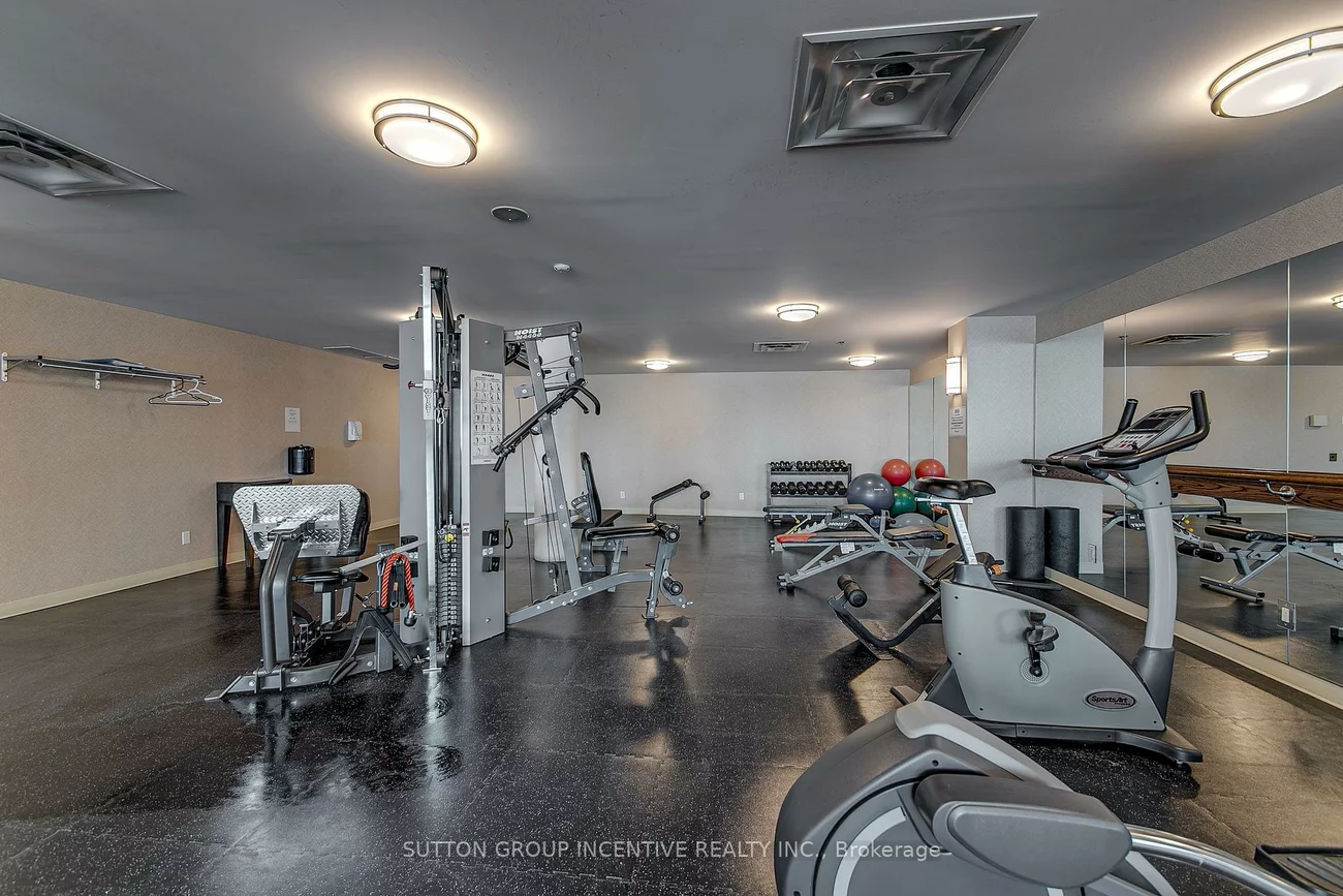 37, Ellen, Lakeshore, Barrie