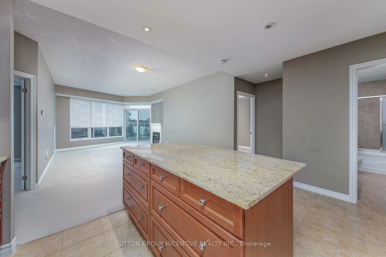 37, Ellen, Lakeshore, Barrie