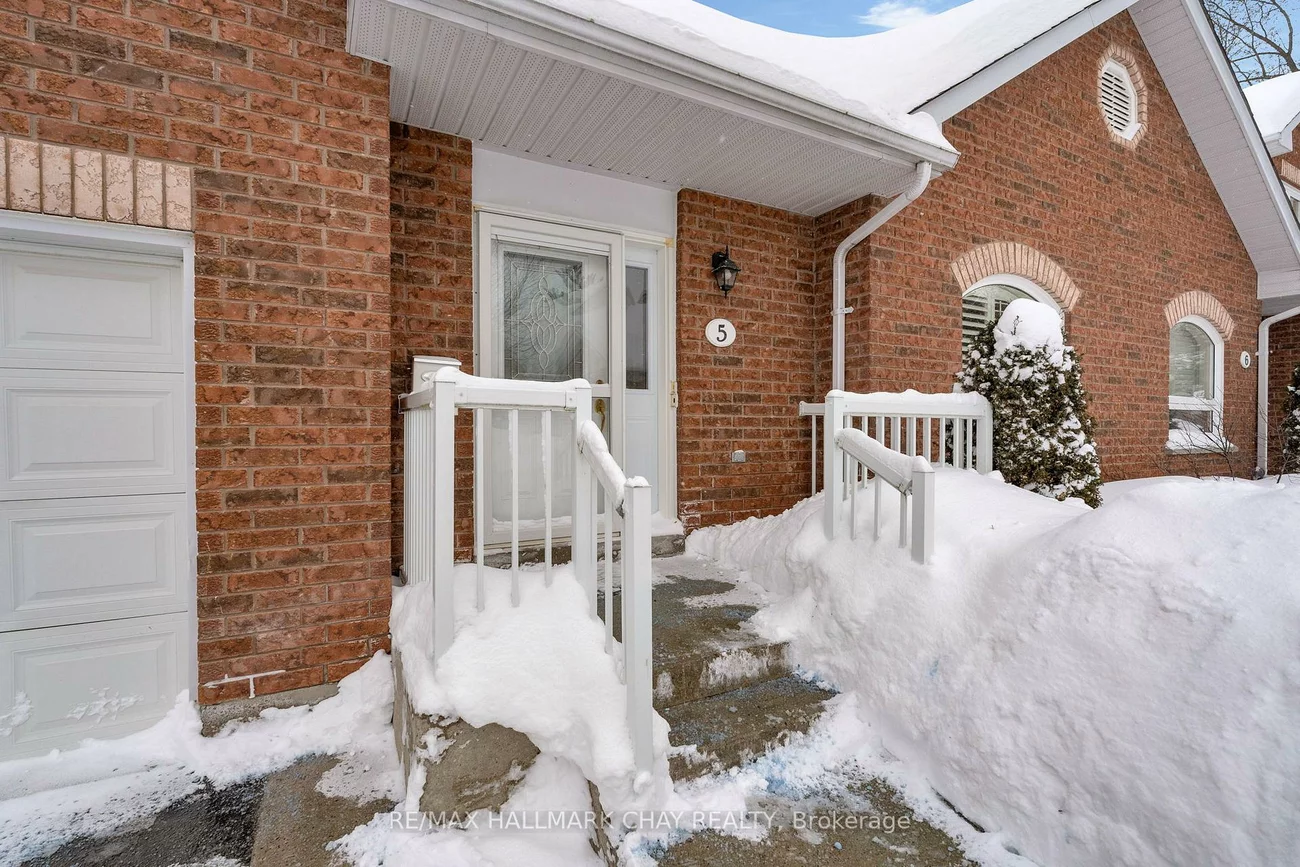 318, Little, Painswick North, Barrie
