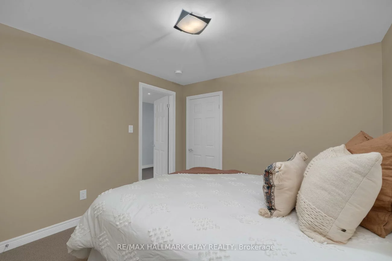 318, Little, Painswick North, Barrie