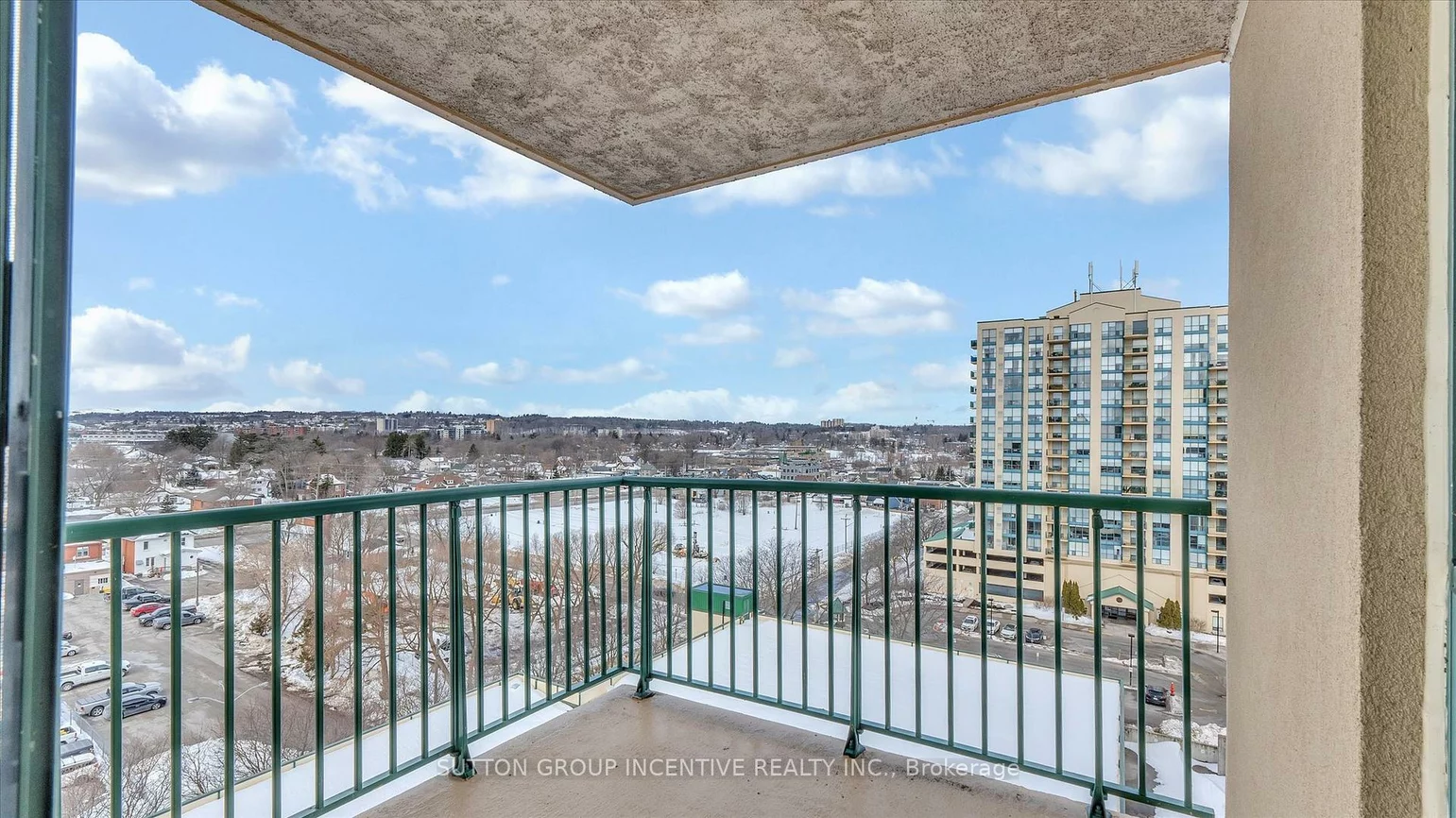 75, Ellen, City Centre, Barrie