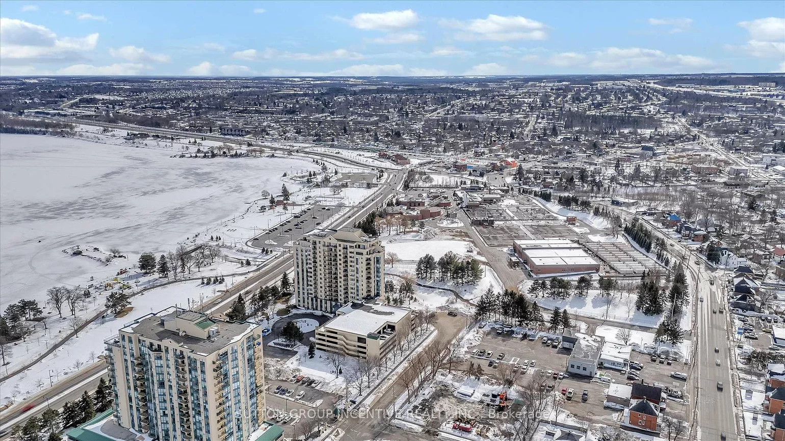 75, Ellen, City Centre, Barrie