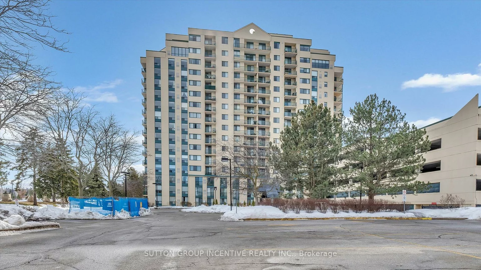 75, Ellen, City Centre, Barrie