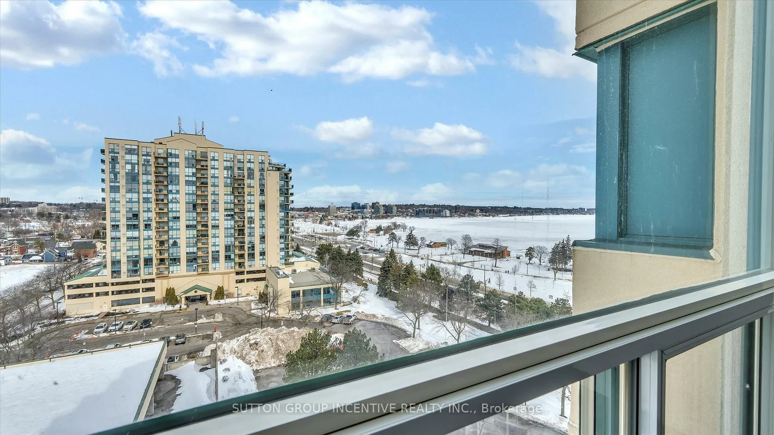 75, Ellen, City Centre, Barrie