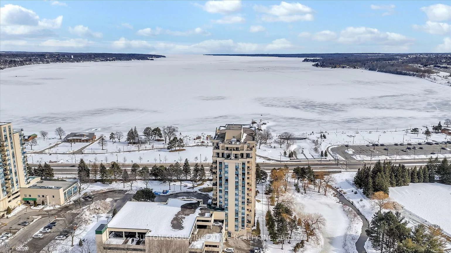 75, Ellen, City Centre, Barrie