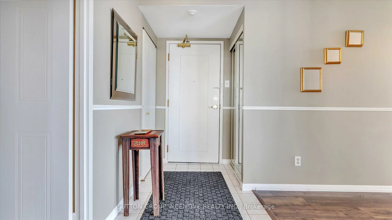 75, Ellen, City Centre, Barrie