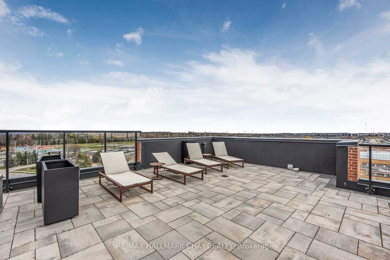 681, Yonge, Painswick South, Barrie