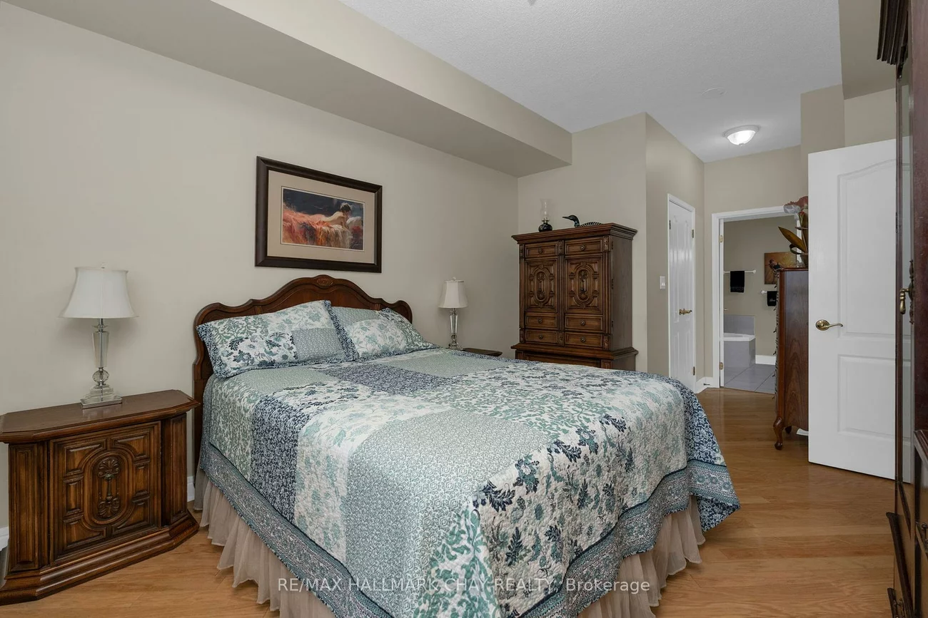 2, Toronto, Lakeshore, Barrie