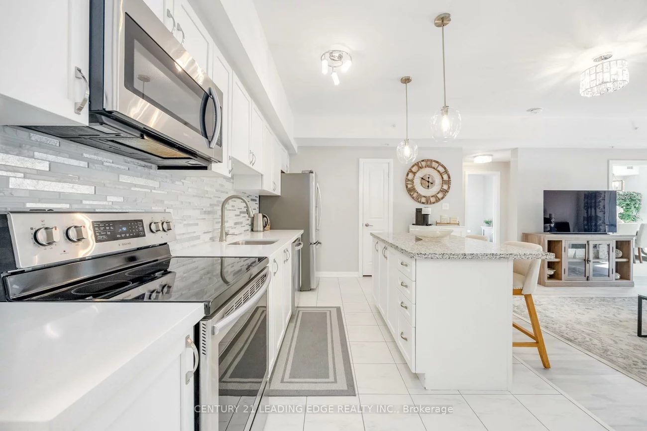 300, ESSA RD, 400 West, Barrie
