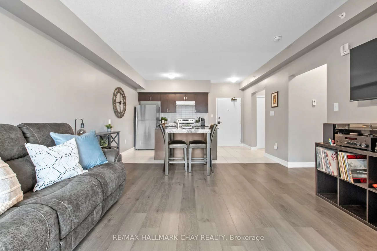 4, Spice, Innis-Shore, Barrie