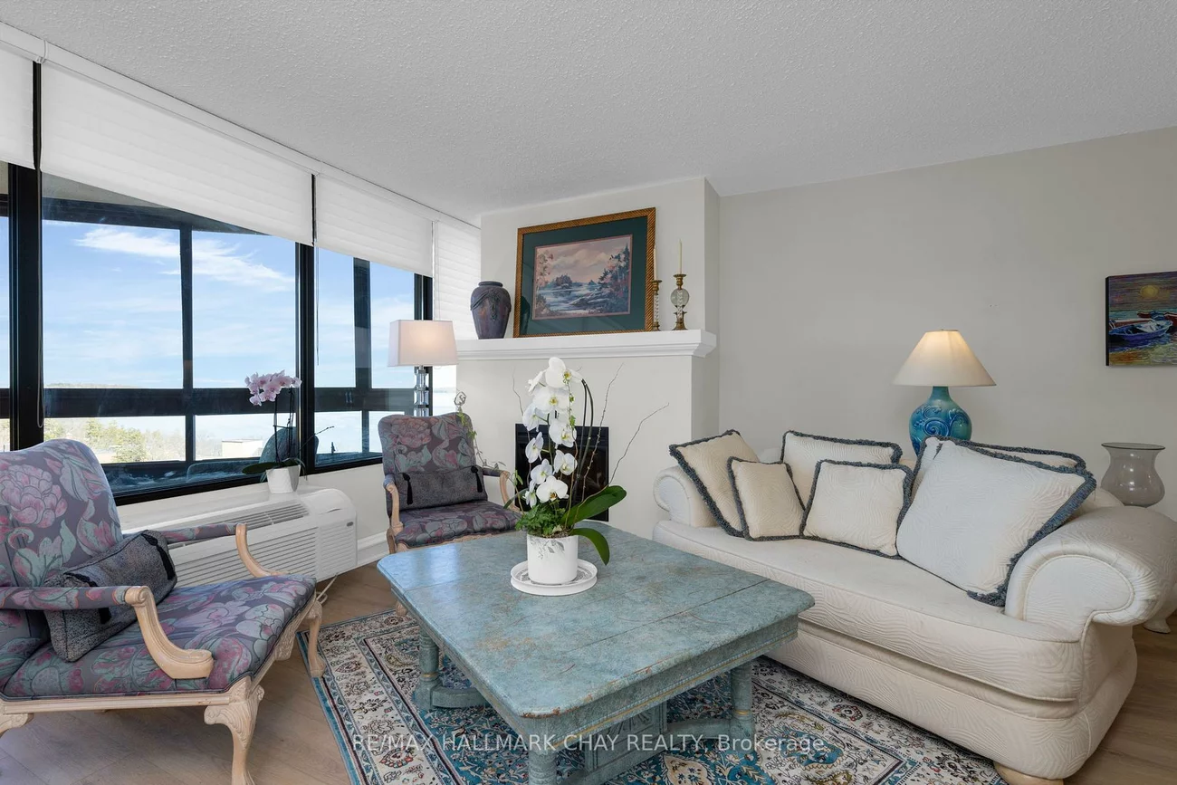 181, Collier, North Shore, Barrie