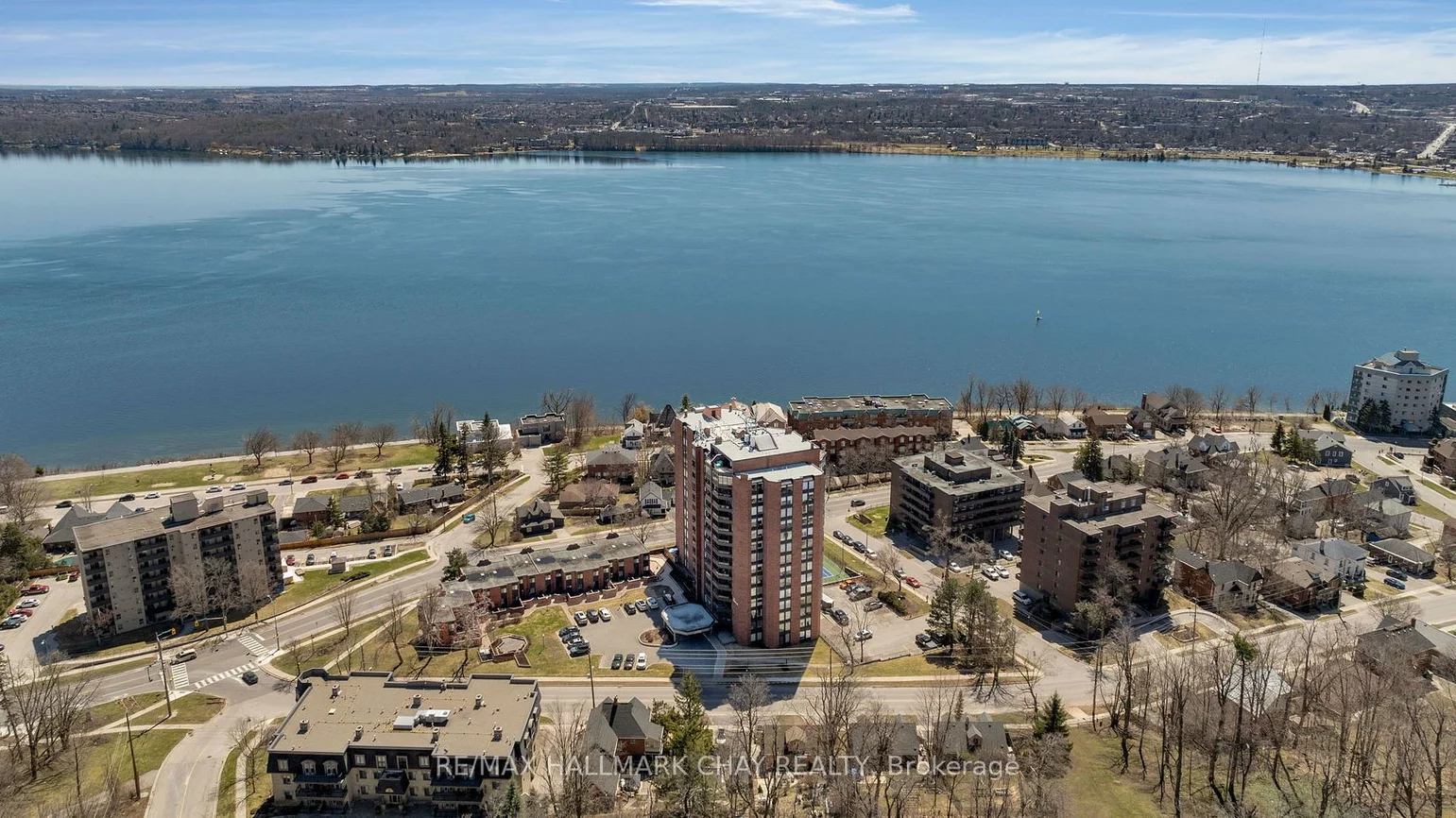 181, Collier, North Shore, Barrie