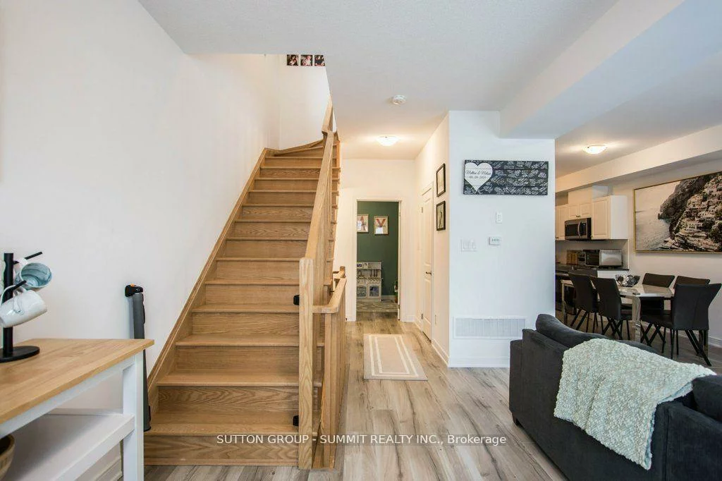 25, Red Maple, Innis-Shore, Barrie