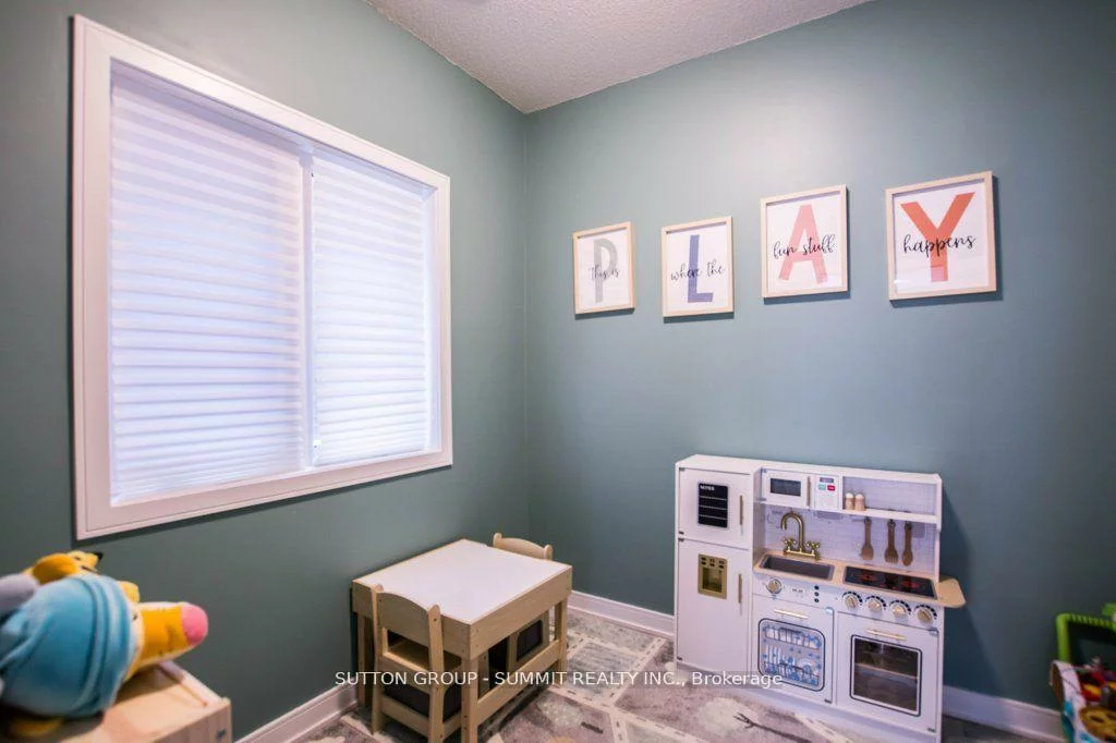 25, Red Maple, Innis-Shore, Barrie