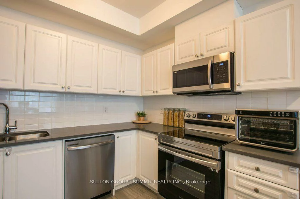 25, Red Maple, Innis-Shore, Barrie