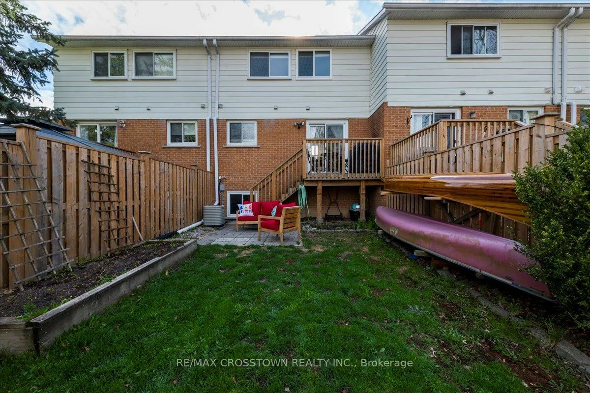 235, Steel, Codrington, Barrie