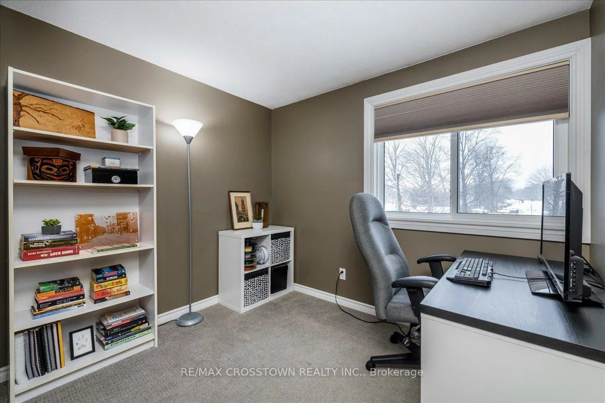235, Steel, Codrington, Barrie