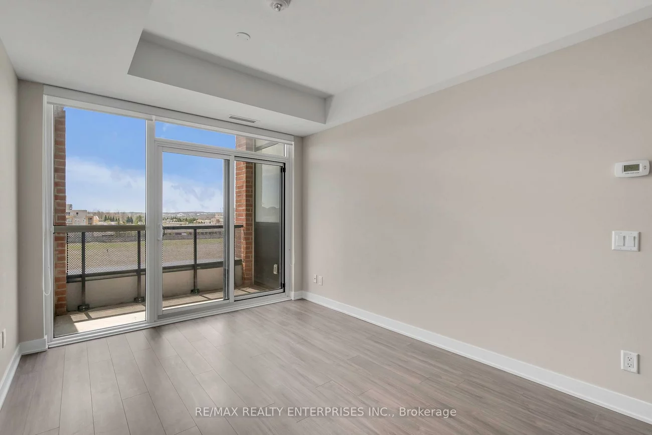681, Yonge, Painswick South, Barrie