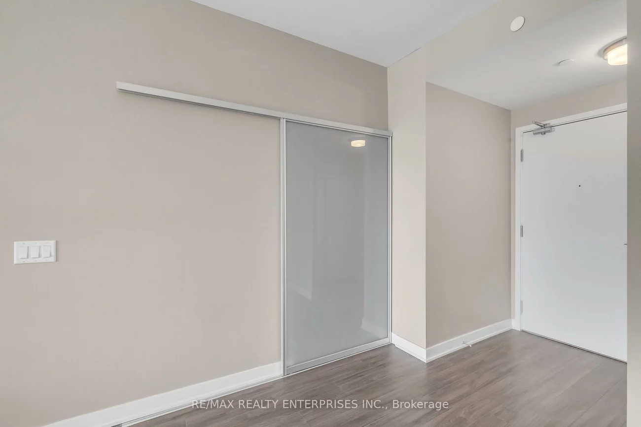 681, Yonge, Painswick South, Barrie