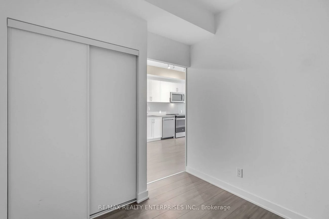 681, Yonge, Painswick South, Barrie